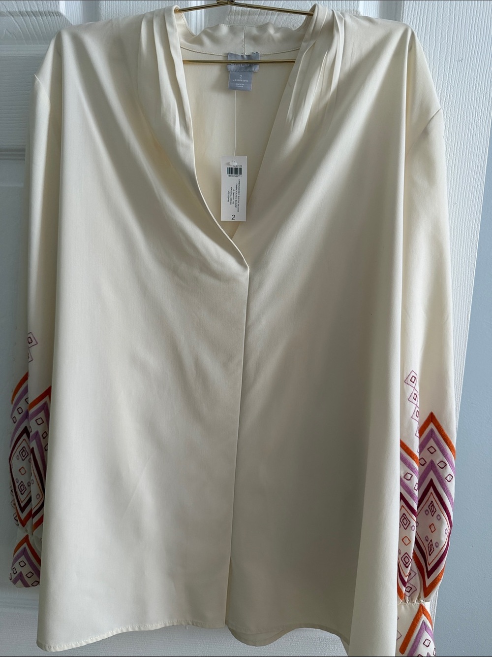 Chico's Embroidered Cream Long Sleeve V-Neck Blouse - size Large